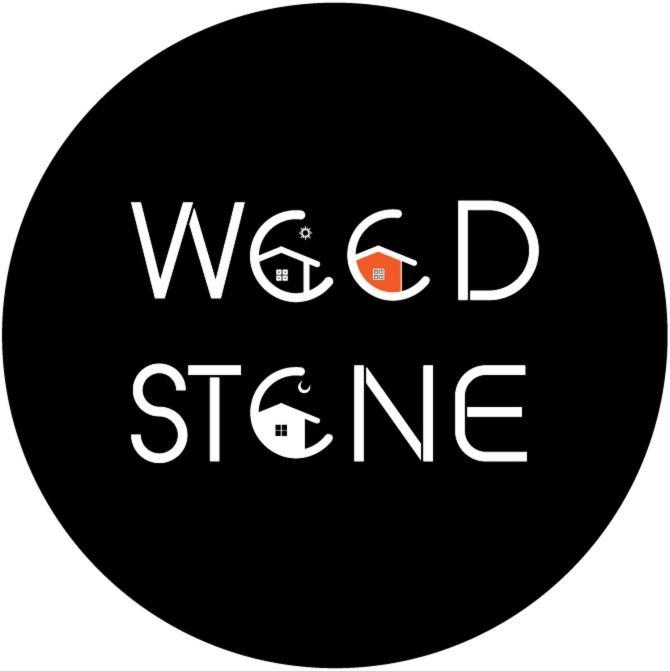 Хостел Wood Stone Джокьякарта Экстерьер фото